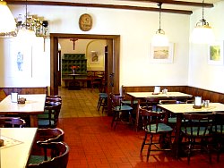 Sitzplätze im Lokal